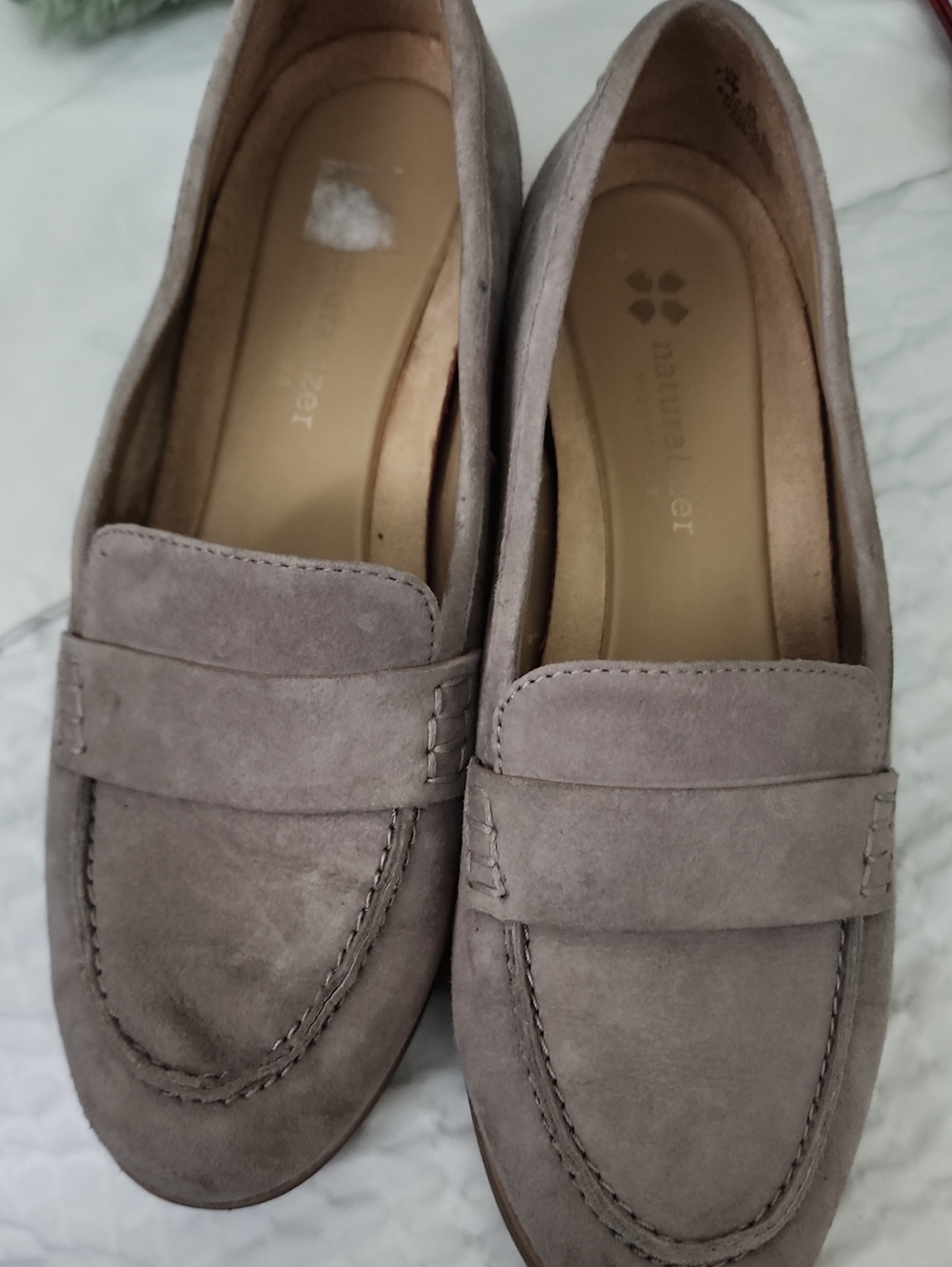 Naturalizer Taupe Greyish Suede Slip-On Loafers